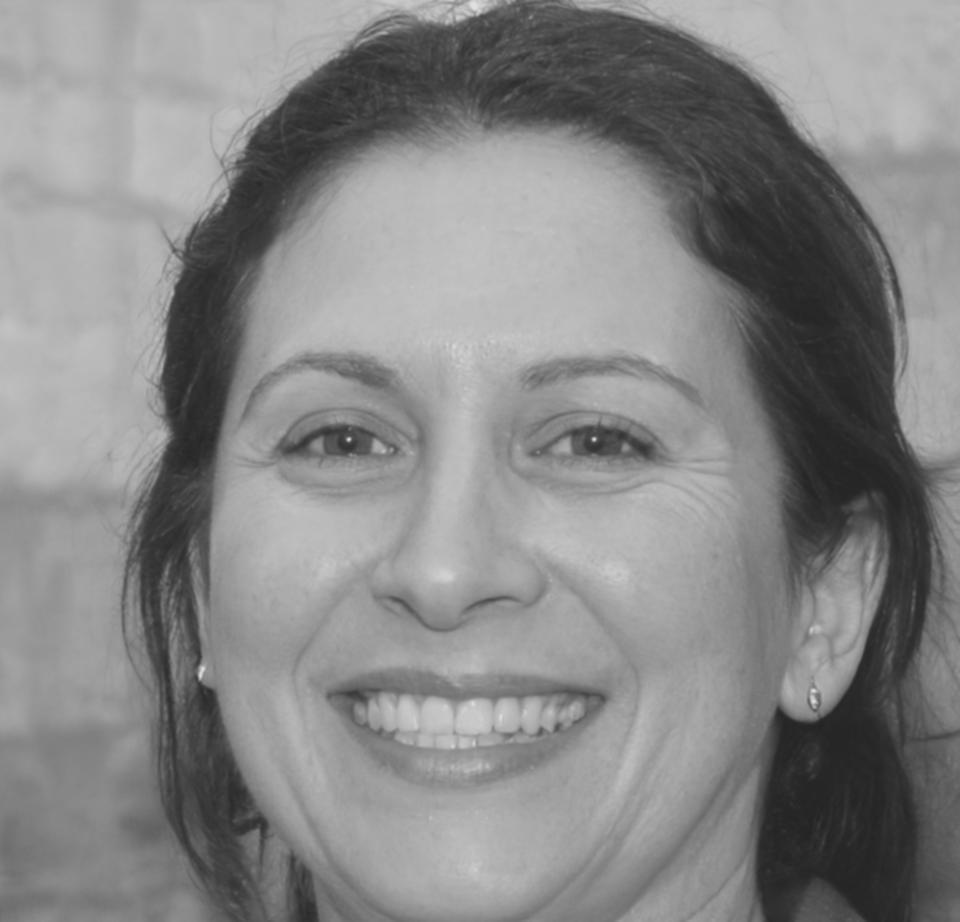 Portrait de Léonie Dubreuil, analyste financière